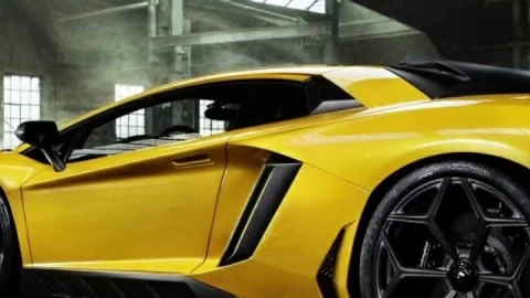 Live Phone Yellow Lamborghini Aventador Wallpaper To iPhone And Android - Free Live Wallpaper