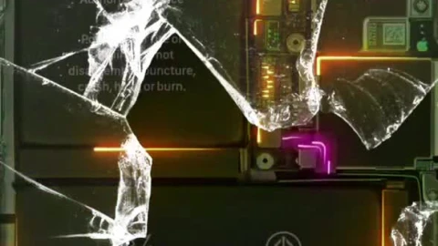 Cool Phone Internal Parts With Cracked Screen Free Live Phone Wallpaper - Free Live Wallpaper