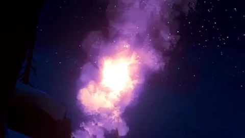 iPhone and Android Fire In The Night Live Phone Wallpaper - Free Live Wallpaper