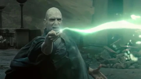 iPhone And Android Voldemort Avada Kedavra Harry Potter And The Deathly Hallows Live - Free Live Wallpaper