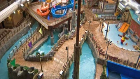Water Park Live Wallpaper - Free Live Wallpaper