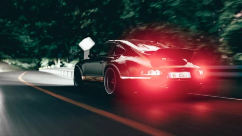Stinger - Free Live Wallpaper