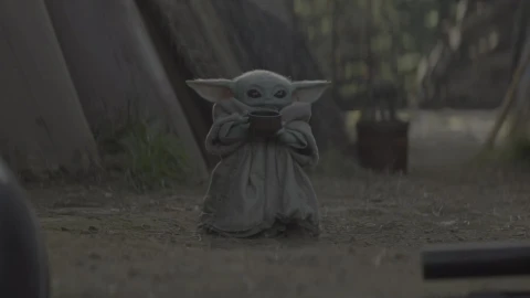 Baby Yoda Loop - Free Live Wallpaper